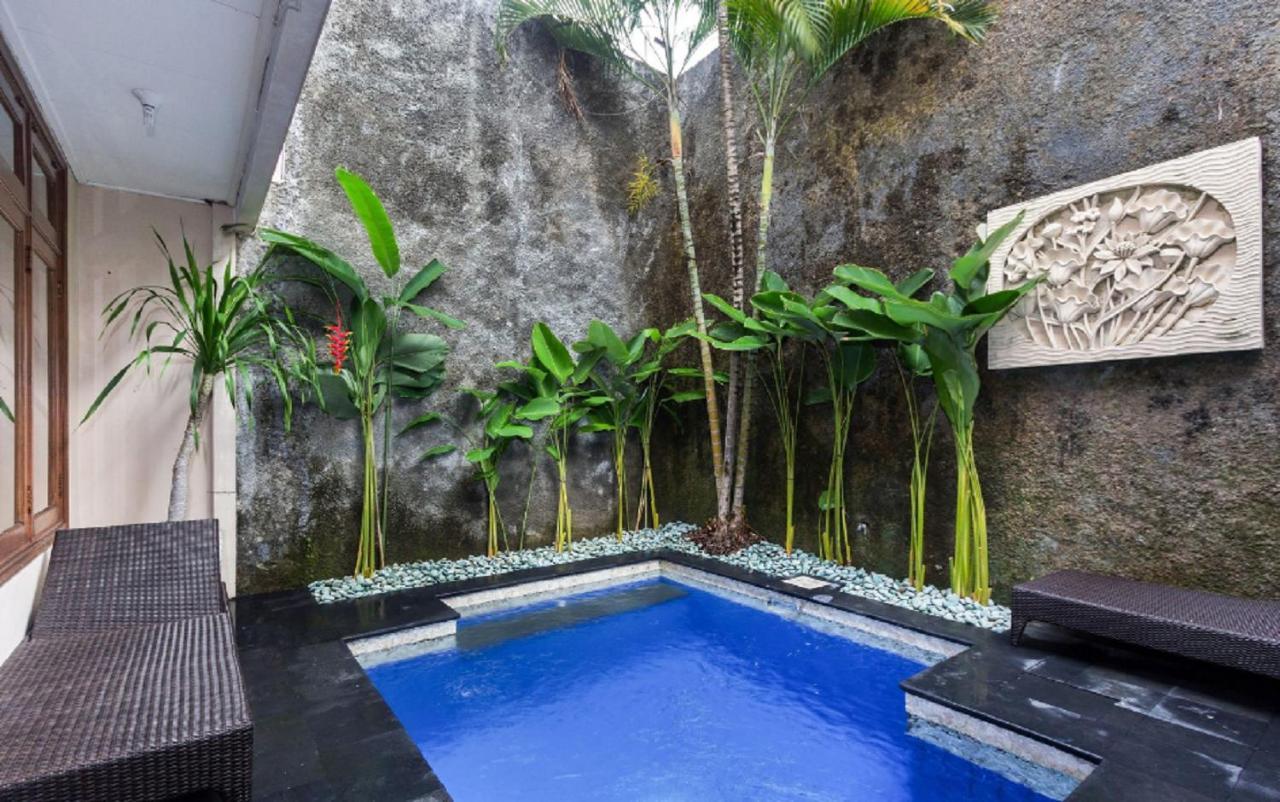 Kuta Holiday Villas Exterior foto